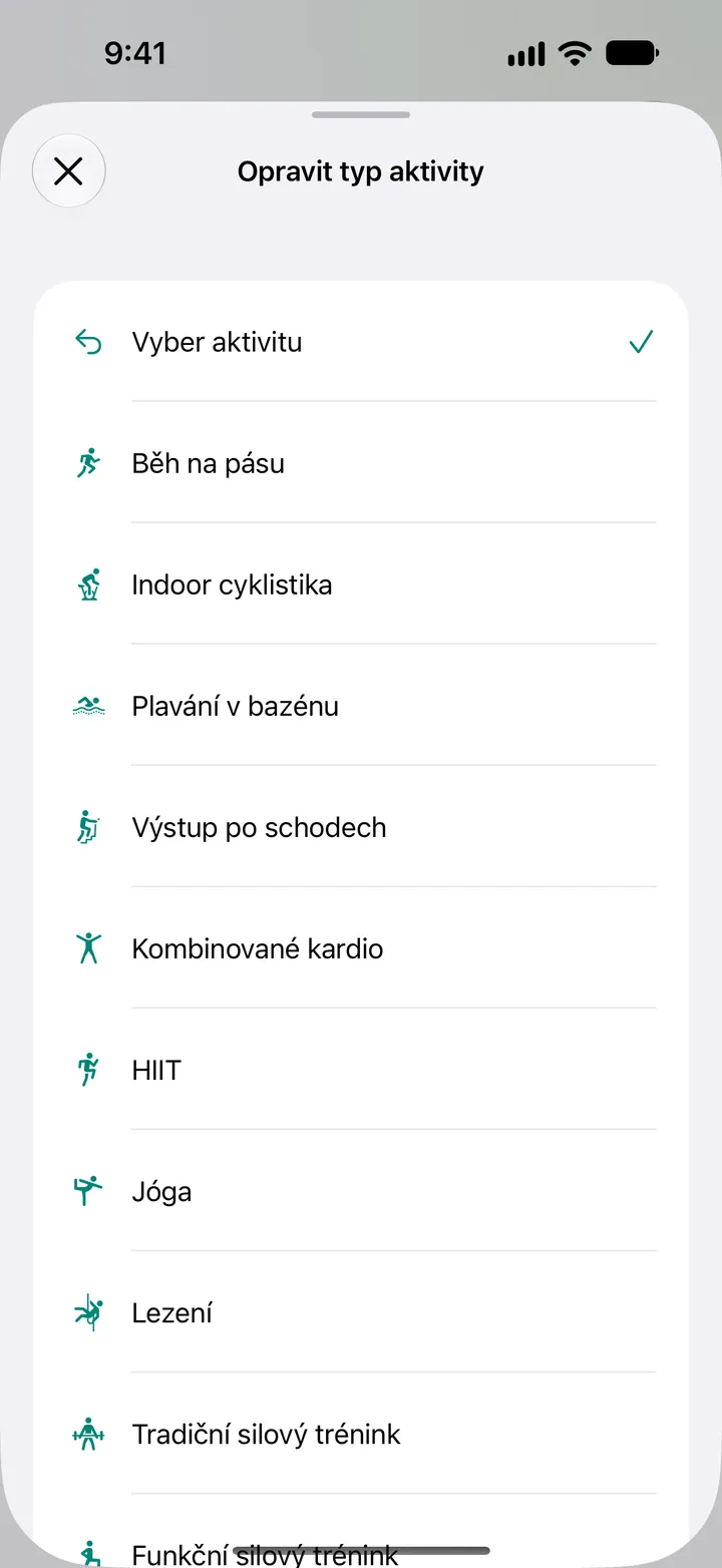 Seznam Opravit typ aktivity: běh na pásu, indoor cyklistika, plavání v bazénu, výstup po schodech, kombinované kardio, HIIT, jóga, lezení a silový trénink.