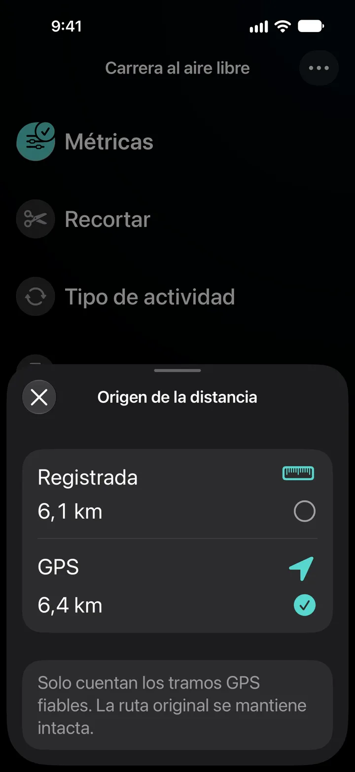 Origen de la distancia de una carrera al aire libre: registrada 6,1 km o GPS 6,4 km, con GPS seleccionado. Solo cuentan los tramos GPS fiables.