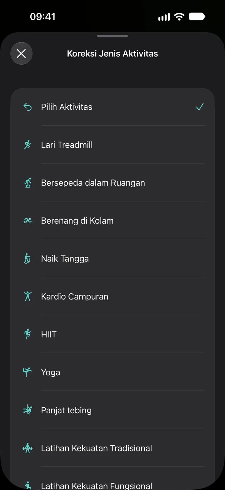 Daftar “Koreksi Jenis Aktivitas” di Fix My Workout: lari treadmill, bersepeda dalam ruangan, berenang di kolam, naik tangga, kardio campuran, HIIT, yoga, panjat tebing, dan latihan kekuatan.