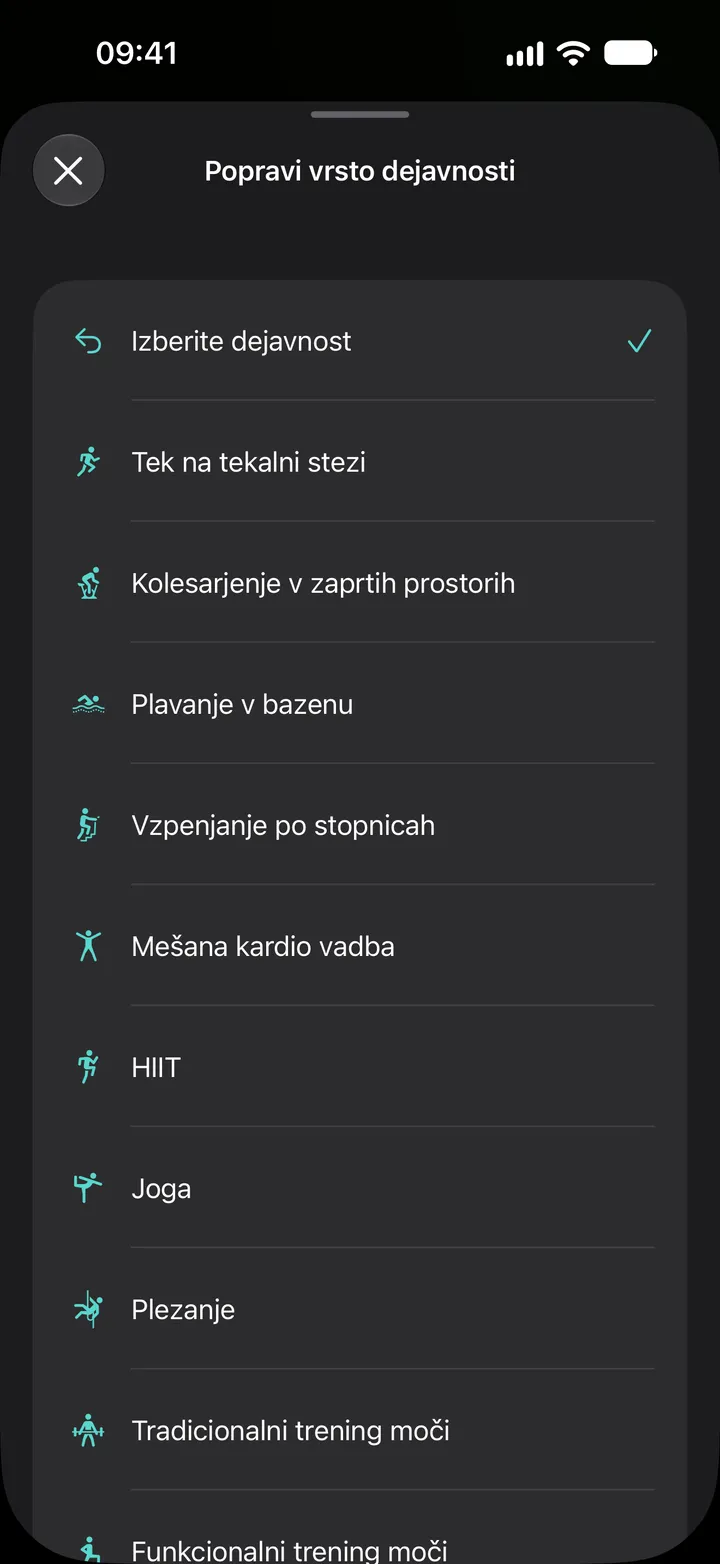 Seznam »Popravi vrsto dejavnosti« v aplikaciji Fix My Workout: tek na tekalni stezi, kolesarjenje v zaprtih prostorih, plavanje v bazenu, vzpenjanje po stopnicah, mešana kardio vadba, HIIT, joga, plezanje in trening moči.